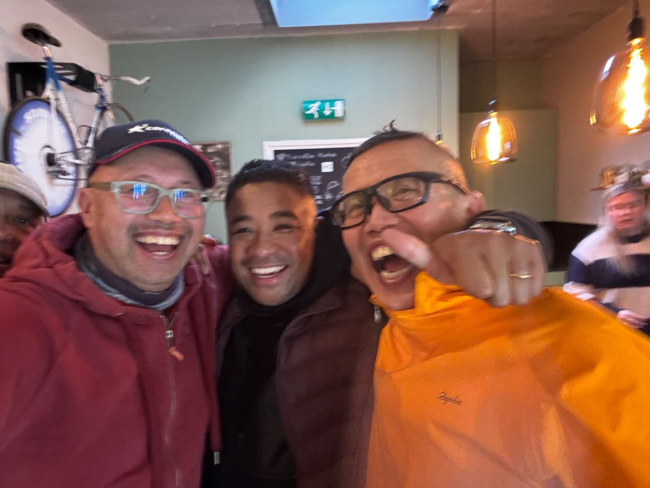 1A21D6B8-F71A-4503-A7D7-91B163A4F712