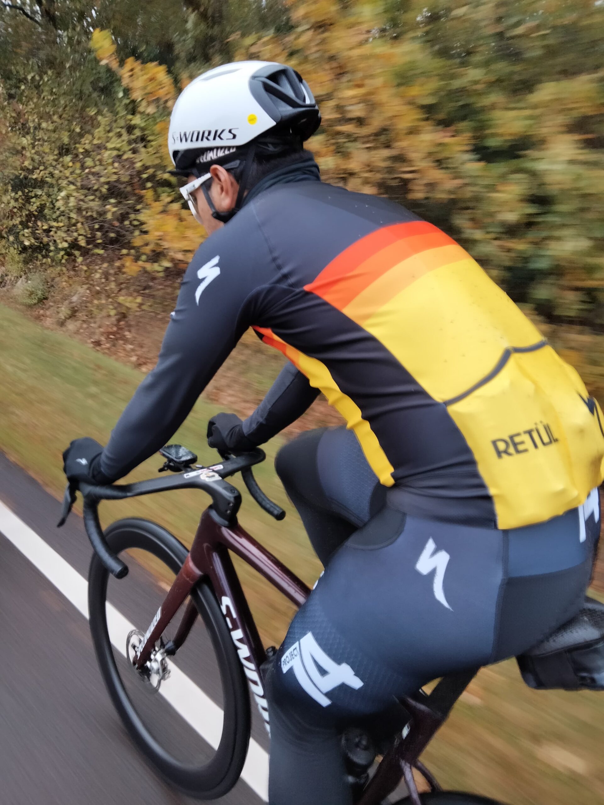 ce0e8122-69cb-4890-a9fd-4a2c04d954e4 2